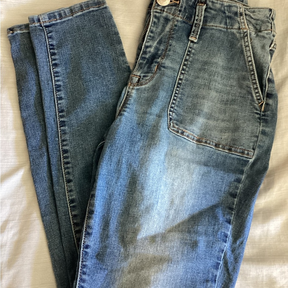 Maurices Blue Skinny Jeans with Classic Denim Style